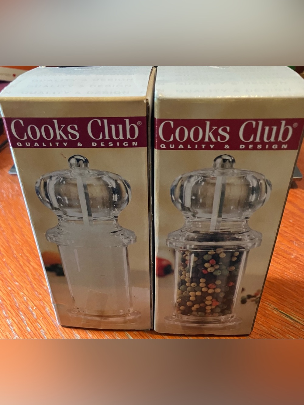 NEW Cooks Club 5.5” Clear Acrylic Salt & Pepper Grinder - Clear